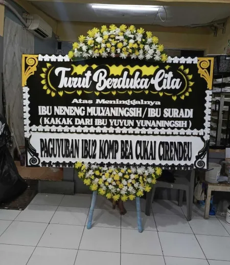 Papan Bunga Duka Karet